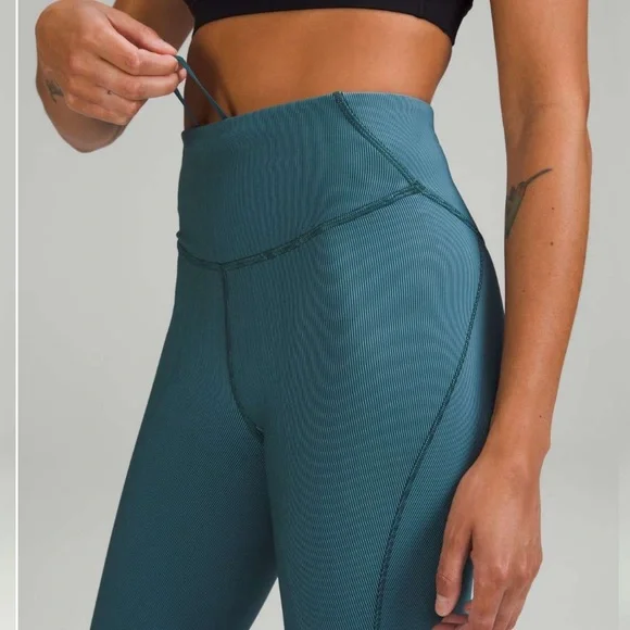 Lululemon Base Pace High-Rise Leggings size 6 25" *Two-Tone Ribbed - Picture 9 of 12